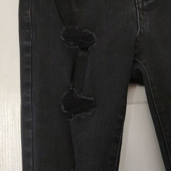 Aeropostale black distressed high rise jegging Sz  8 Short - Picture 5 of 11